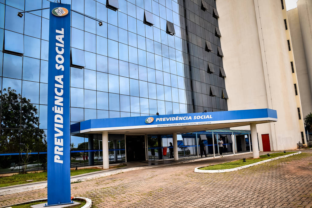 Descontos benefício salário mínimo